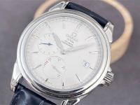 欧米茄手表扣怎么解开