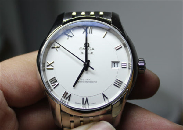 欧米茄手表外观有划痕原因是啥(图) 欧米茄手表外观有划痕原因是啥(图)