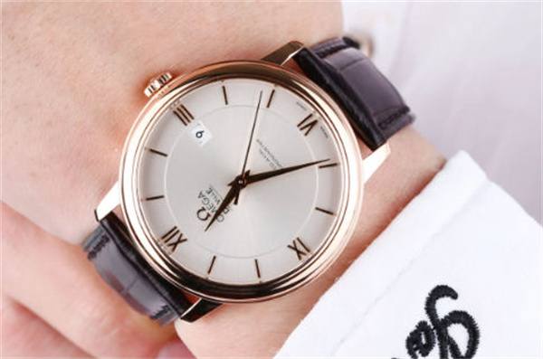 欧米茄腕表表盘有划痕应该咋办（图）