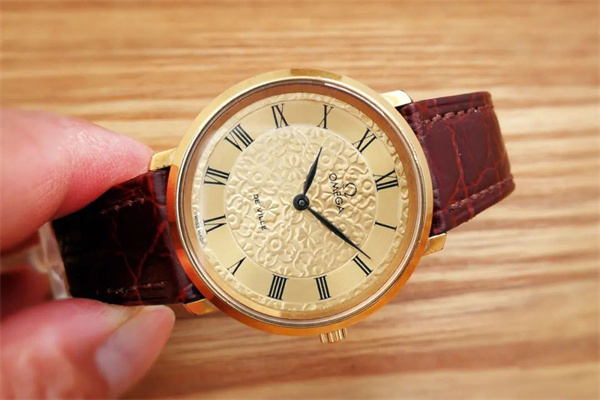 欧米茄表壳割手解决方法盘点（图）